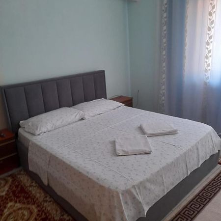 Hotel Luli City Center Durrës Buitenkant foto