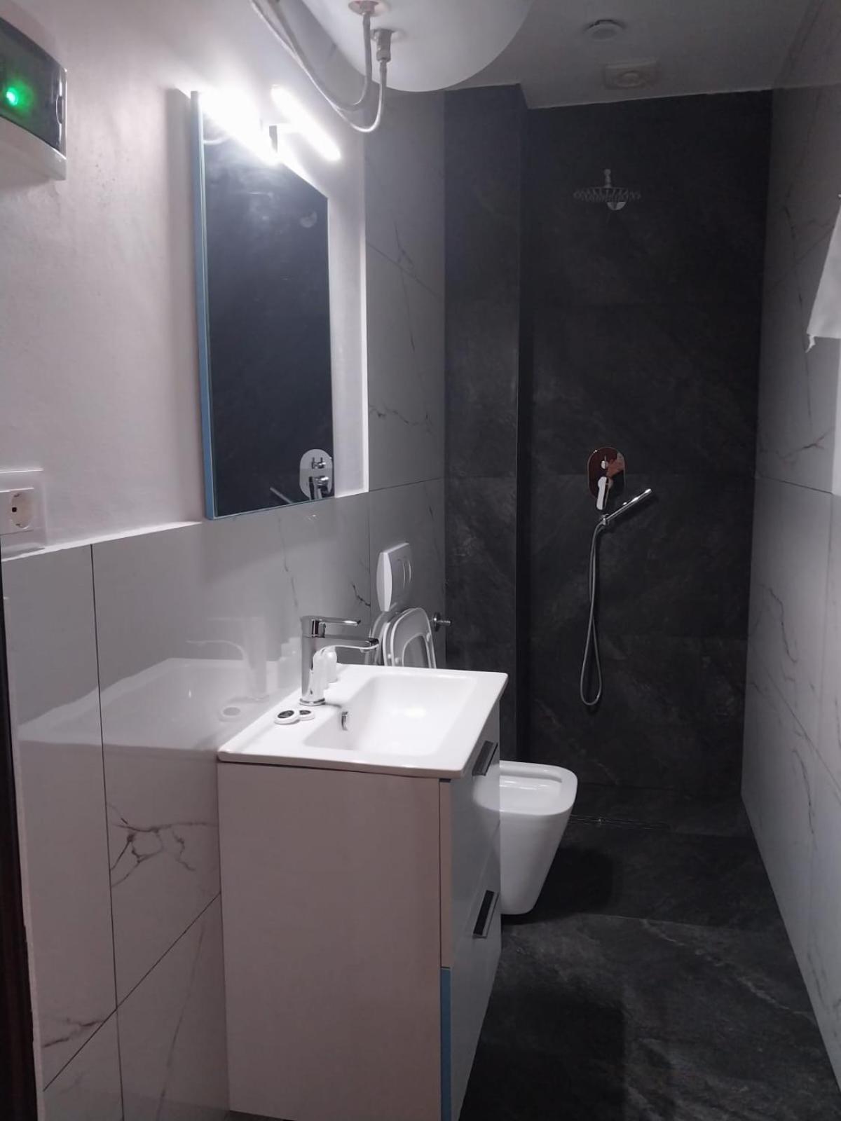 Hotel Luli City Center Durrës Buitenkant foto
